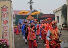 Ngày 15/3 (tức ngày 5/2 âm lịch), UBND xã Vĩnh Quang tổ chức lễ hội Kỳ Phúc làng Cẩm Hoàng.